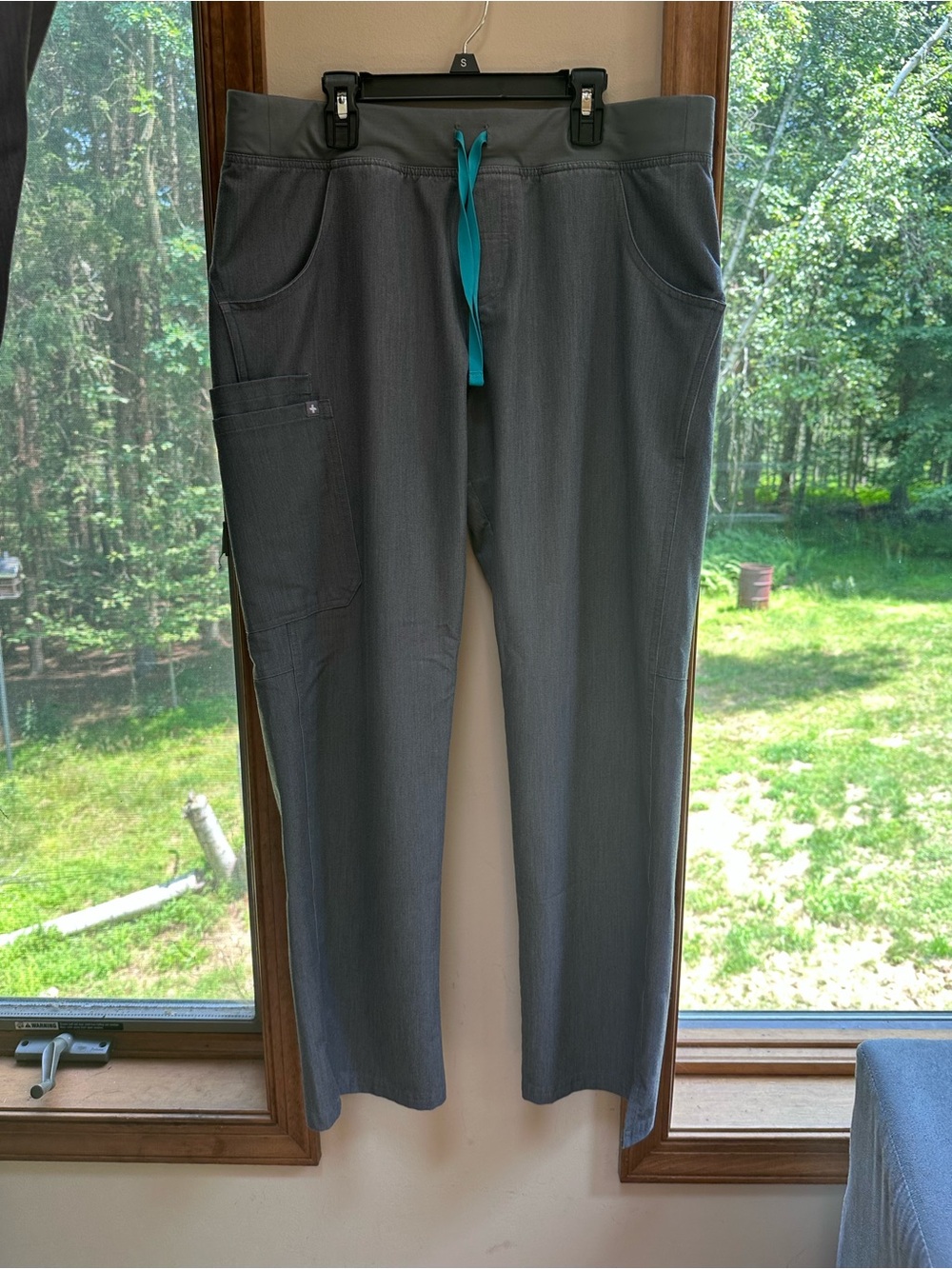 Figs Women's Gray Scrub Pants with Teal Drawstring